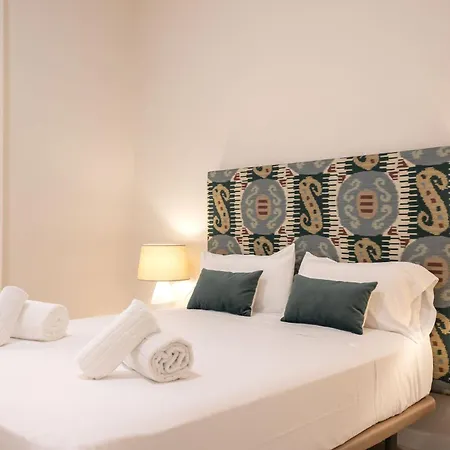 Apartament Rt41 Triana Deluxe Sewilla Zewnętrze zdjęcie