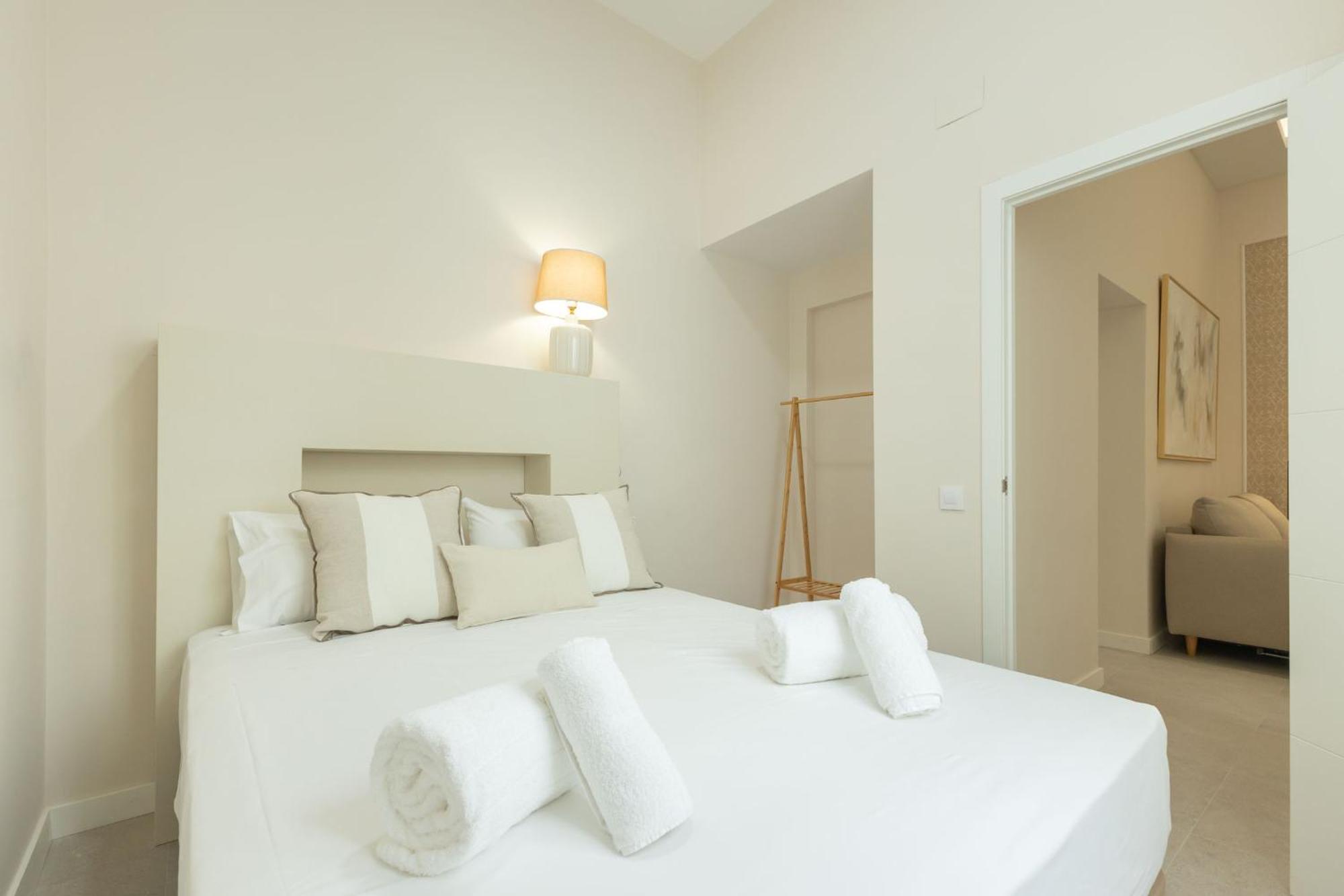 Rt41 Triana Deluxe Apartament *